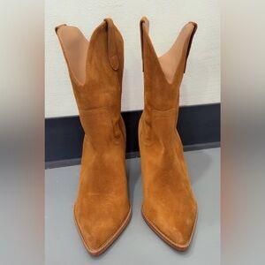 Brochu Walker Tan Heeled Boots